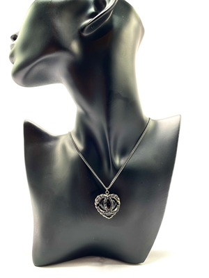 CHANEL　ココマーク　ハートネックレス　フェイクブラックパールネックレス