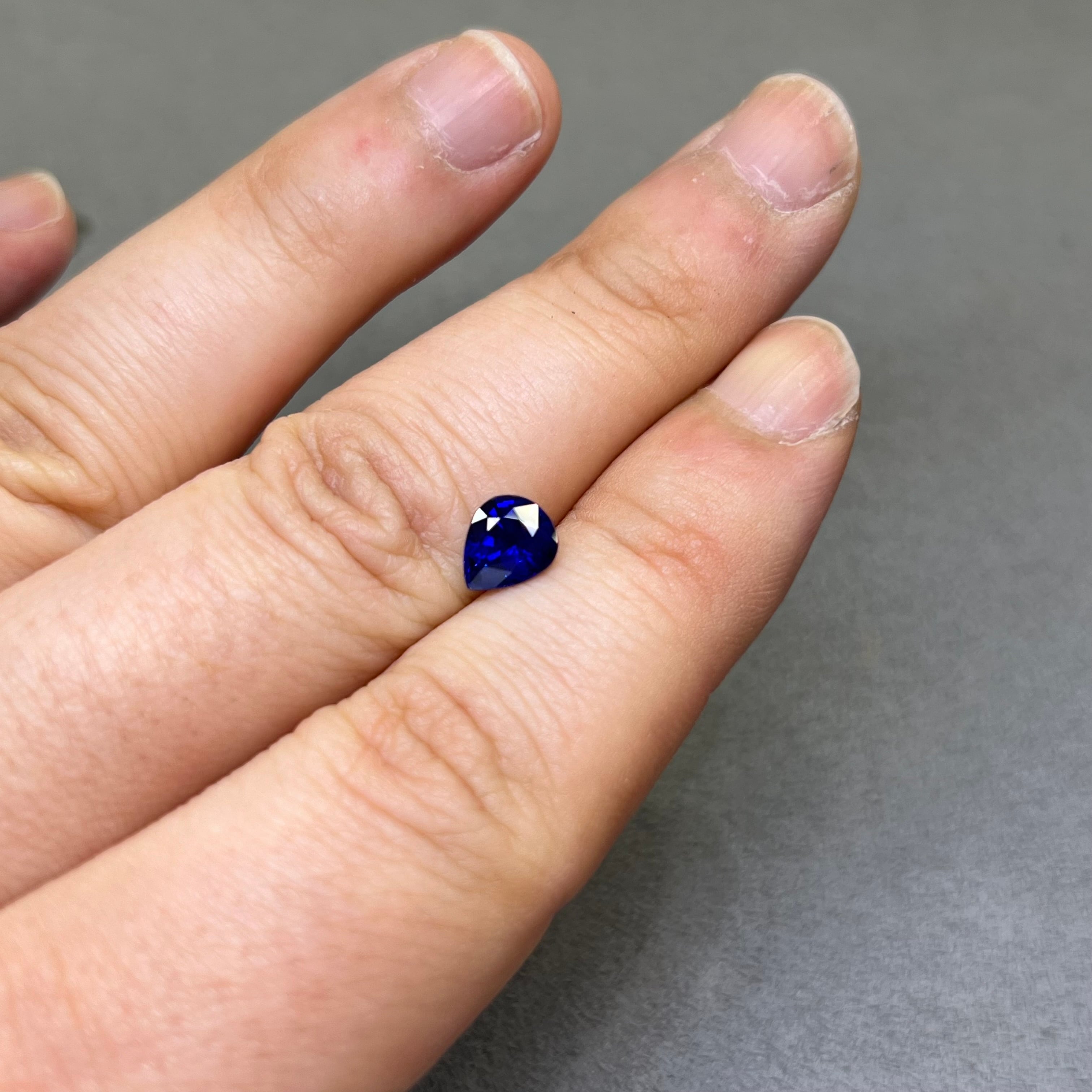 日独鑑別】ロイヤルブルーサファイア 1.158ct 7.15mm×6.06mm 日独鑑別】ロイヤルブルーサファイア 1.158ct 7.15mm×6.06mm