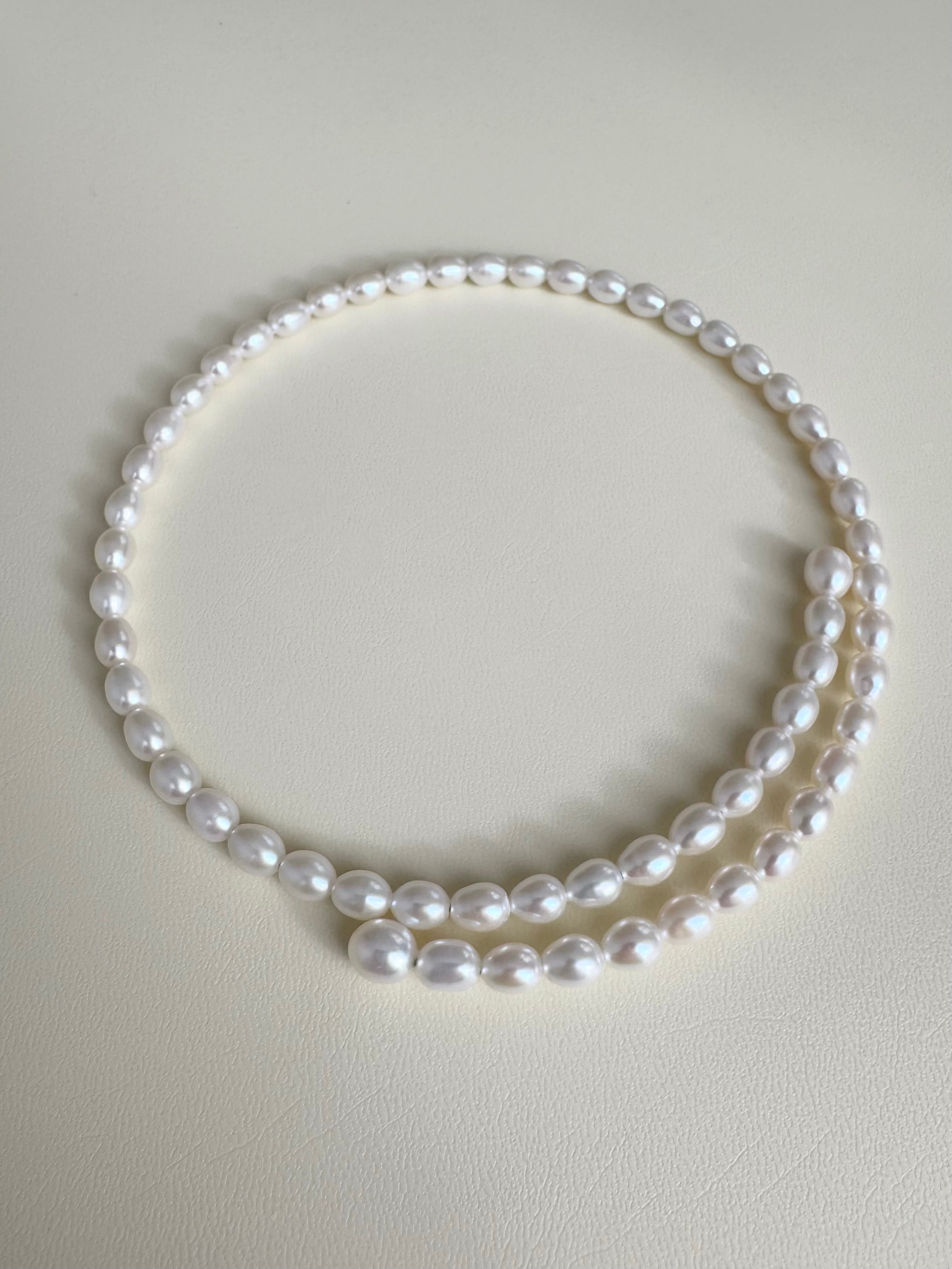 pearl choker white