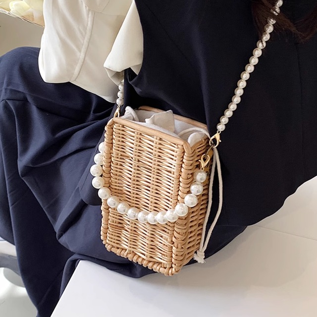 Pearl chain square straw bag　M1029