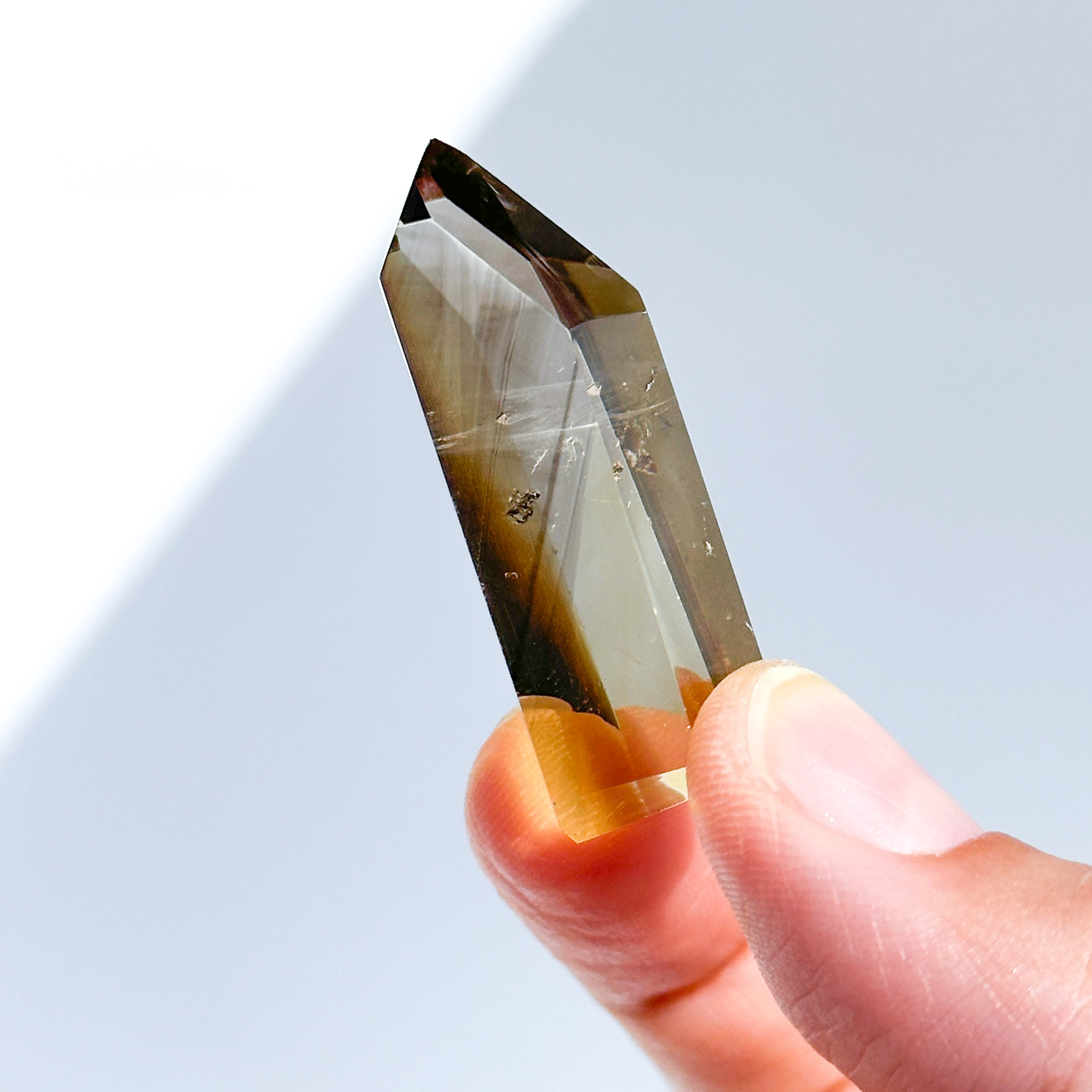 ファントム◎シトリン（黄水晶） タワー 61◇ Citrine ◇ 天然石・鉱物