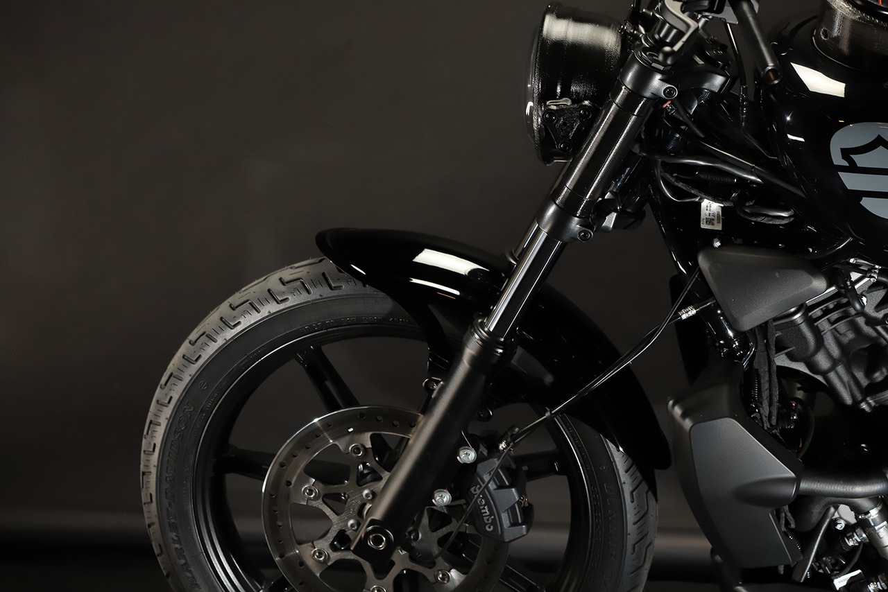 RibbedSonic arch(Front)Fender  RH975 Nightster (BLACK painted)