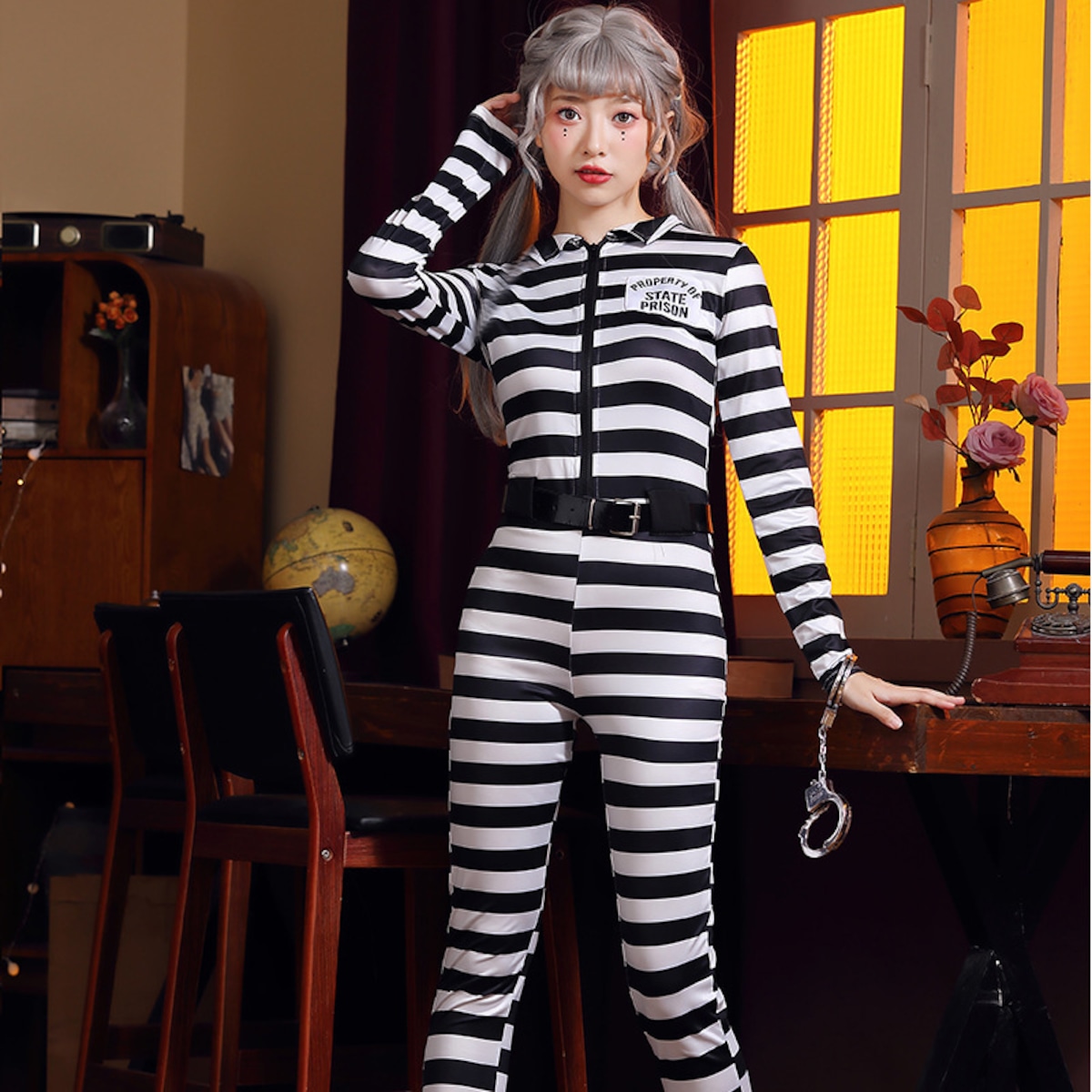 (3点セット)ハロウィン 囚人服 コスプレ 仮装 弹力性 手錠付き 白黑ボーダー 連体服77882269 | miyabi5