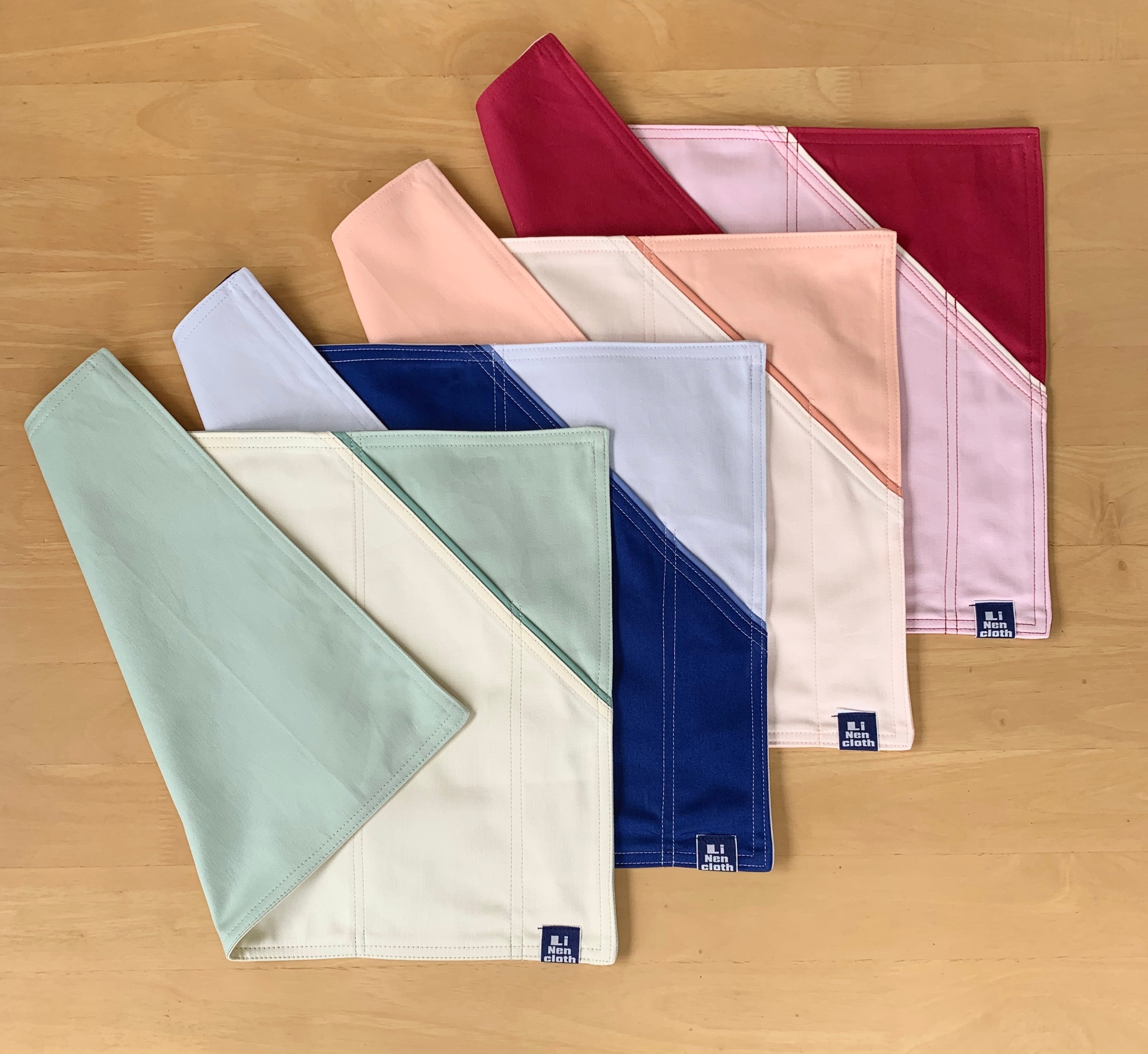 マニー　コラージュエプロン&ランチョンマット＆カトラリーケース ランチョンマット (カトラリー入れ付き) | Linencloth