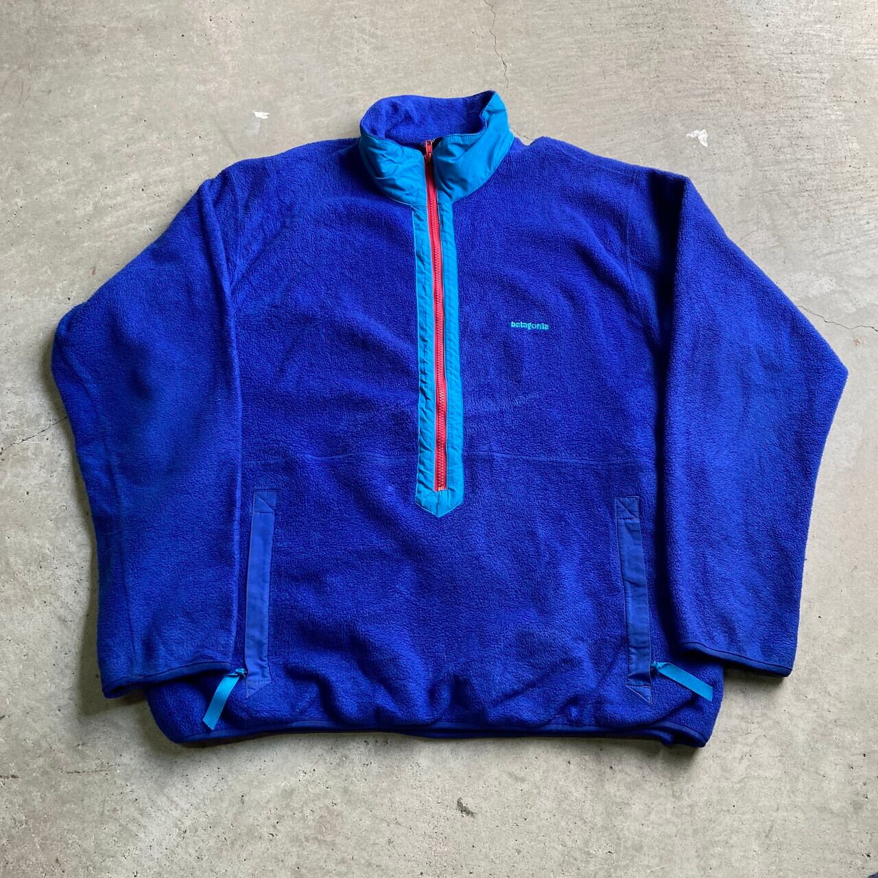 88年製 80年代 ビンテージ Rマークタグ USA製 patagonia パタゴニア ハーフジップ フリースプルオーバー メンズXL 古着  25861 F8 ブルー 青 80s ヴィンテージ 三角タグ【アウトドアジャケット】【フリースジャケット】【VTG】 | cave 