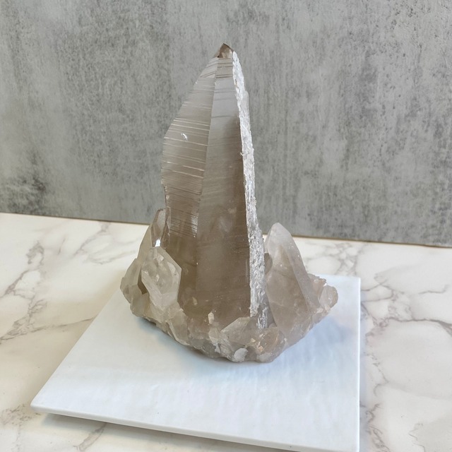 レムリアンスモーキークォーツクラスター