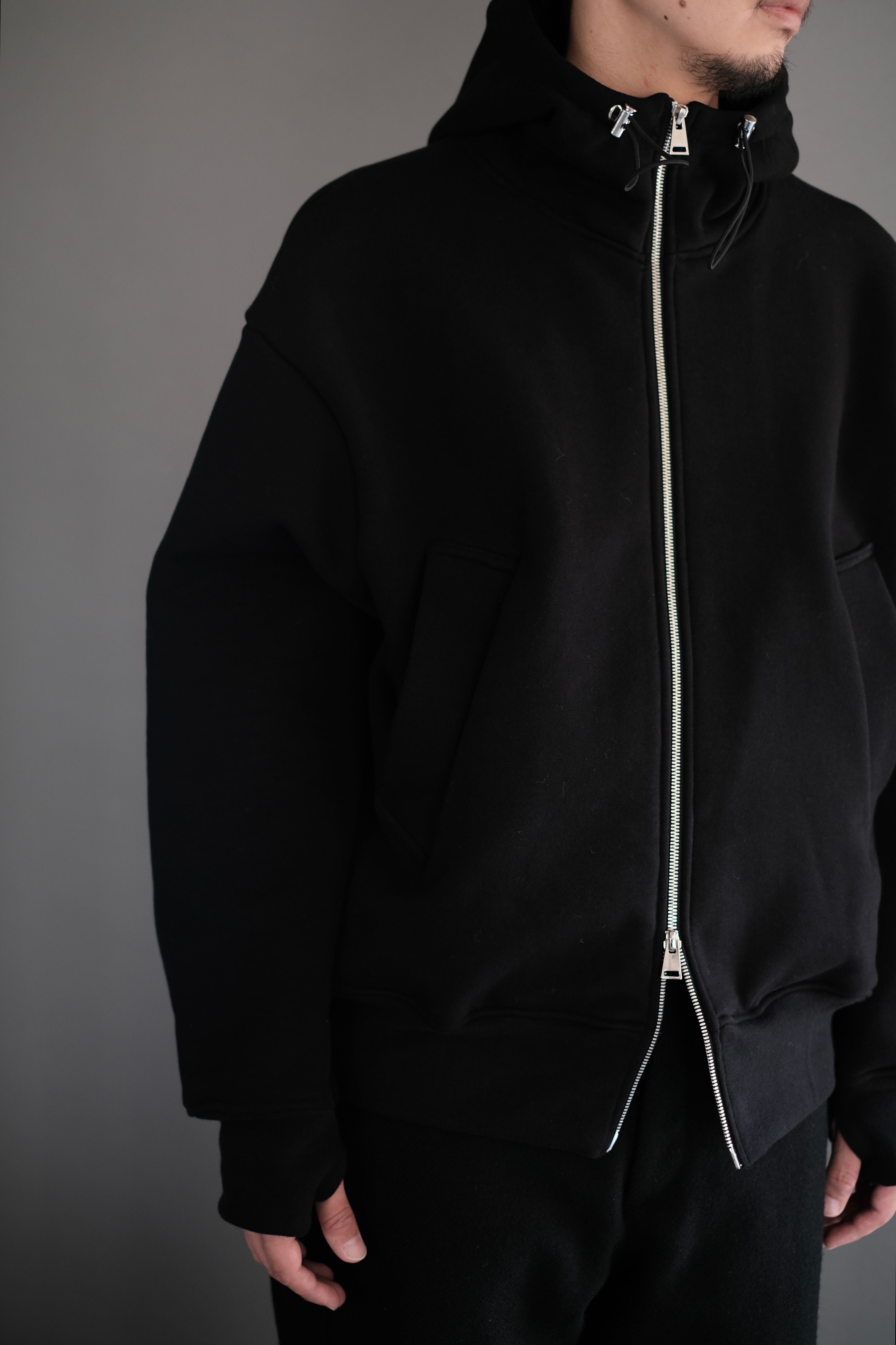 OUAT 009 BLACK ASTRO PARKA OUAT 009 BLACK ASTRO PARKA
