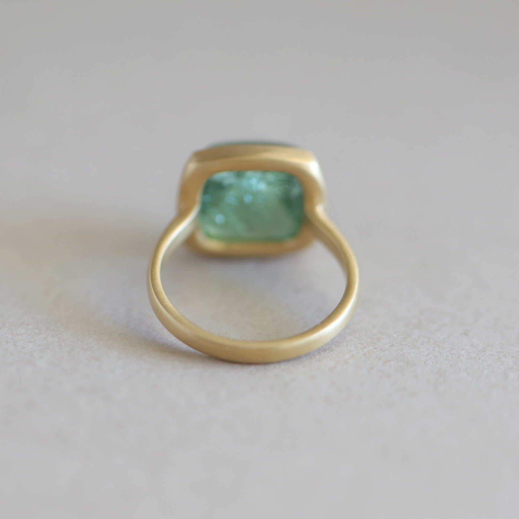 Sugar】K18 グリーントルマリン シュガーローフカット リング 11号 one