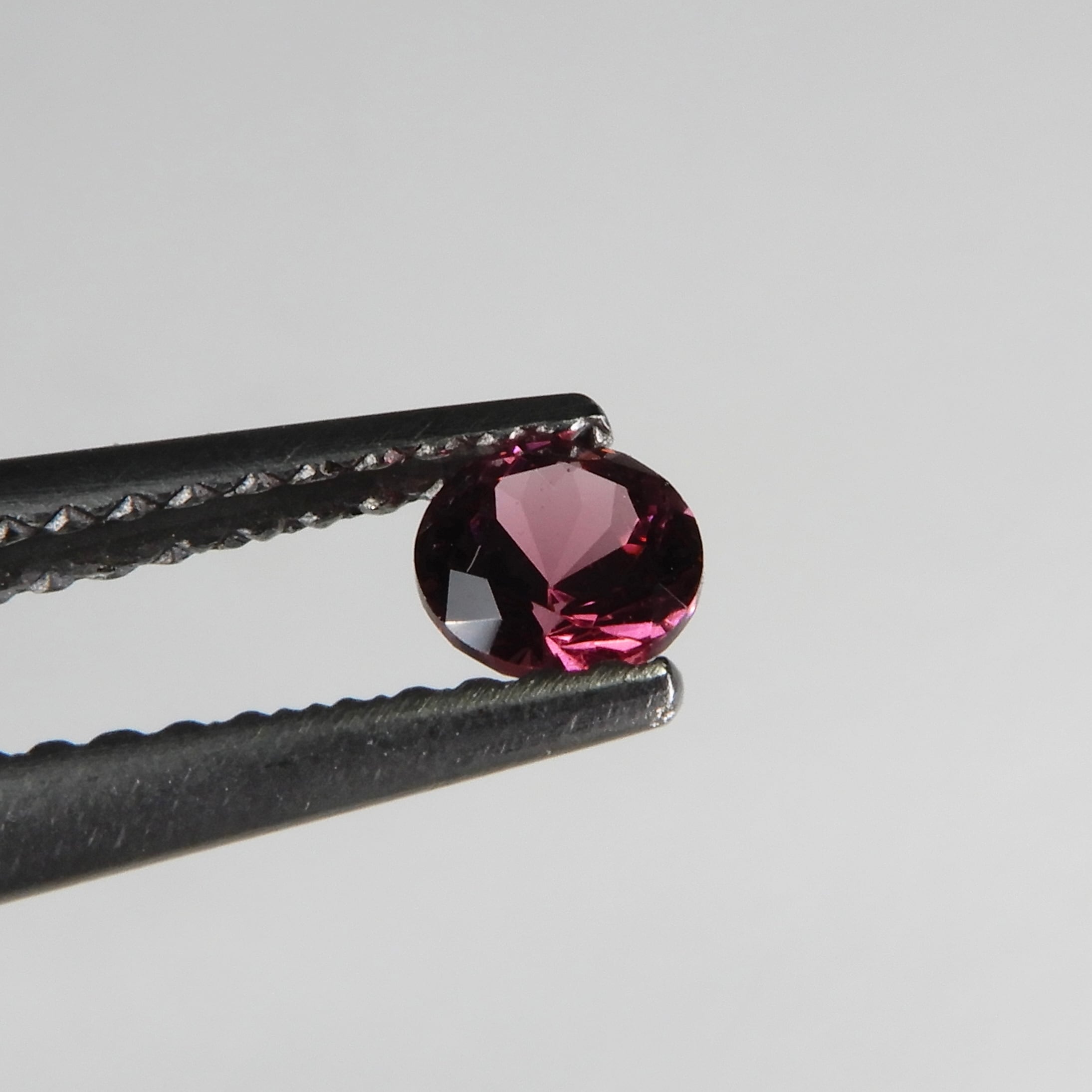 ロードライトガーネット 0.295ct《RR-16》ソ付 | Sirius Stone