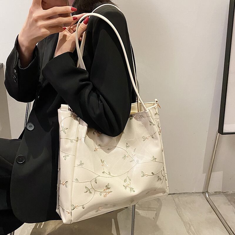 サマー刺繍 夏物 トートバッグ Tiancai_Wing_Bag8683167844