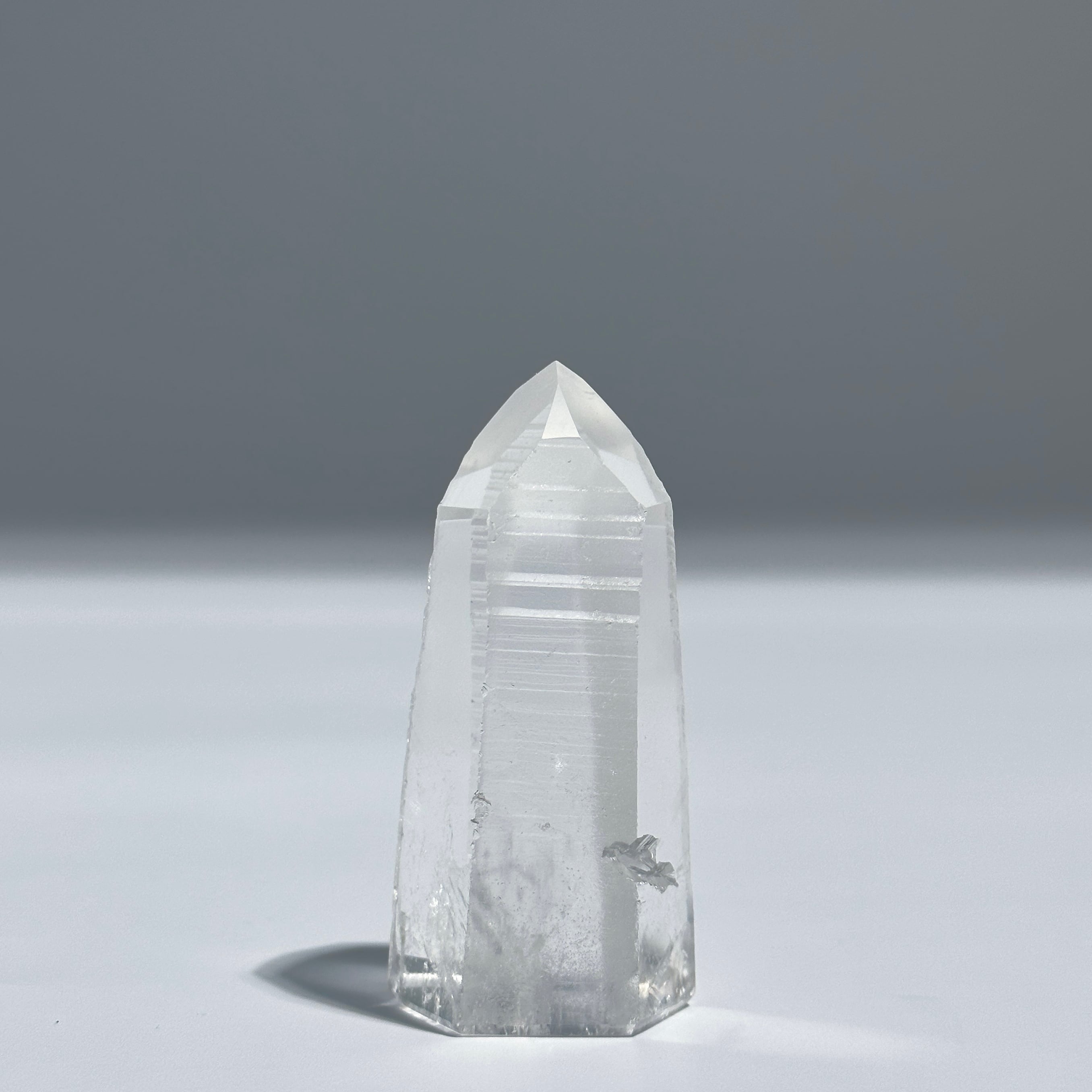 ゼッカ産クリアクォーツ(セミポリッシュ) タワー21◇ Clear Quartz ◇天然石・鉱物・パワーストーン