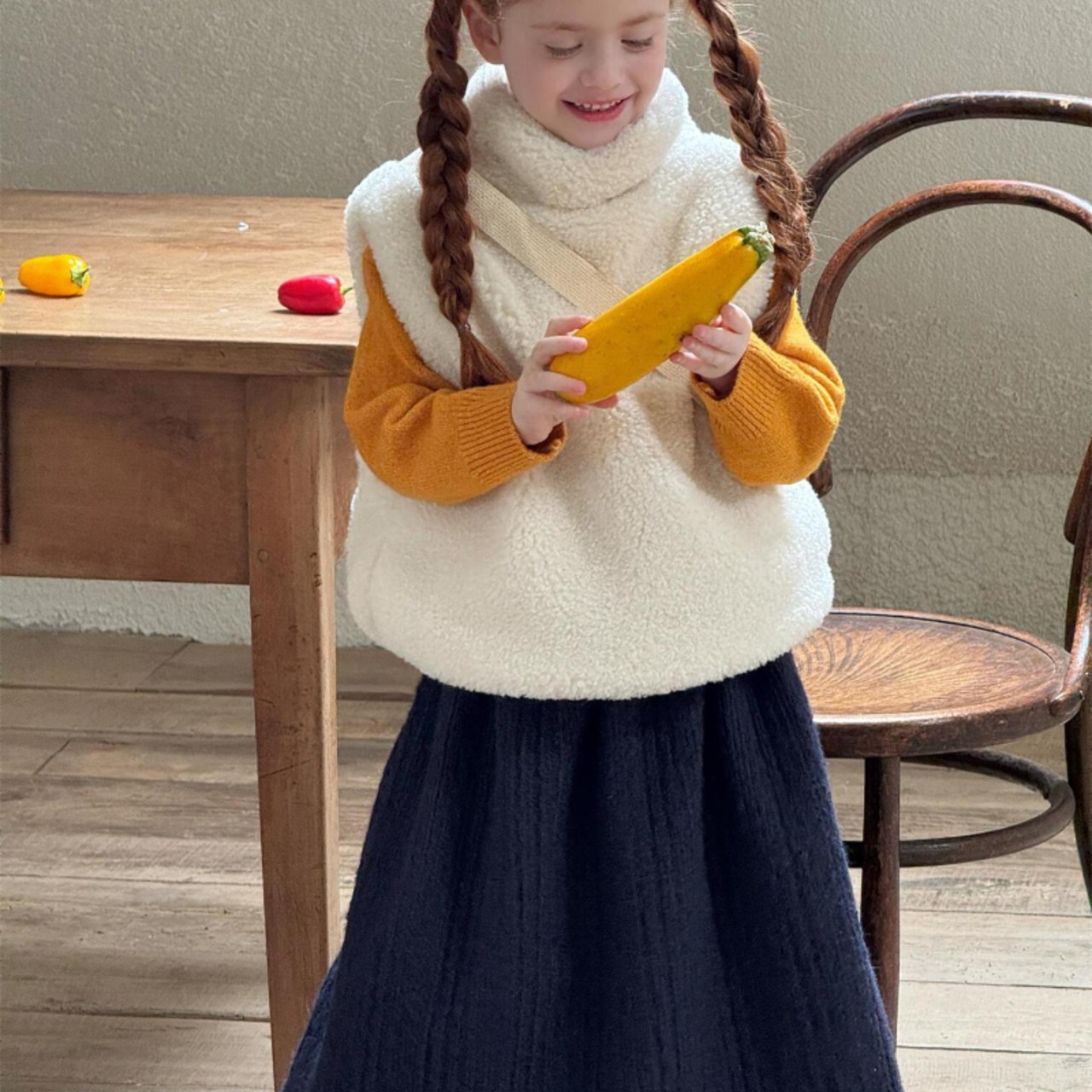 冬ボアハイネックベストORレトロラシャスカート