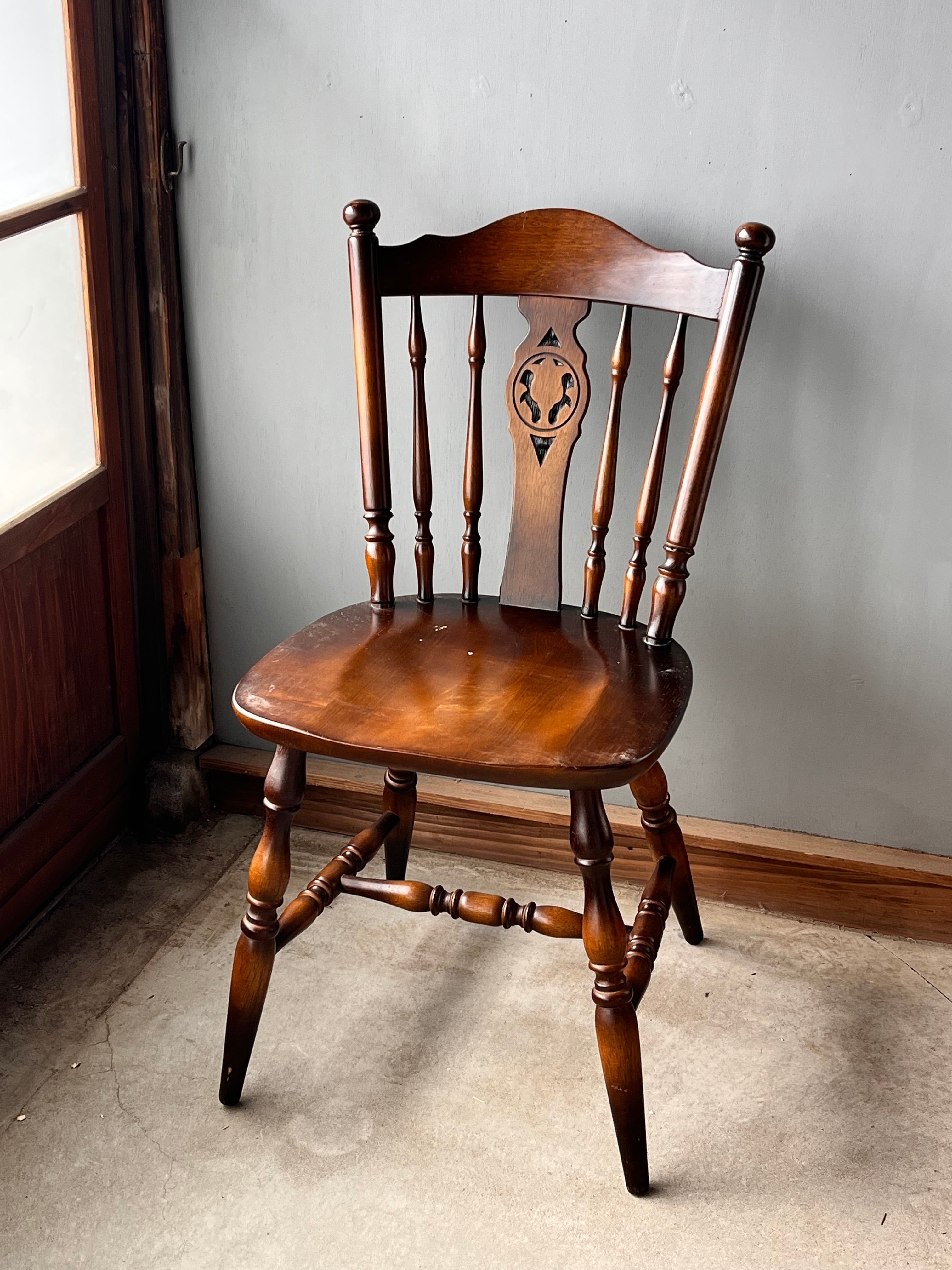 レトロなウィンザーチェア1