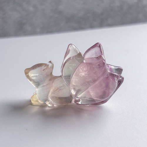 フローライト きつね（九尾）03 カービング ＊ Fluorite ＊ 天然石