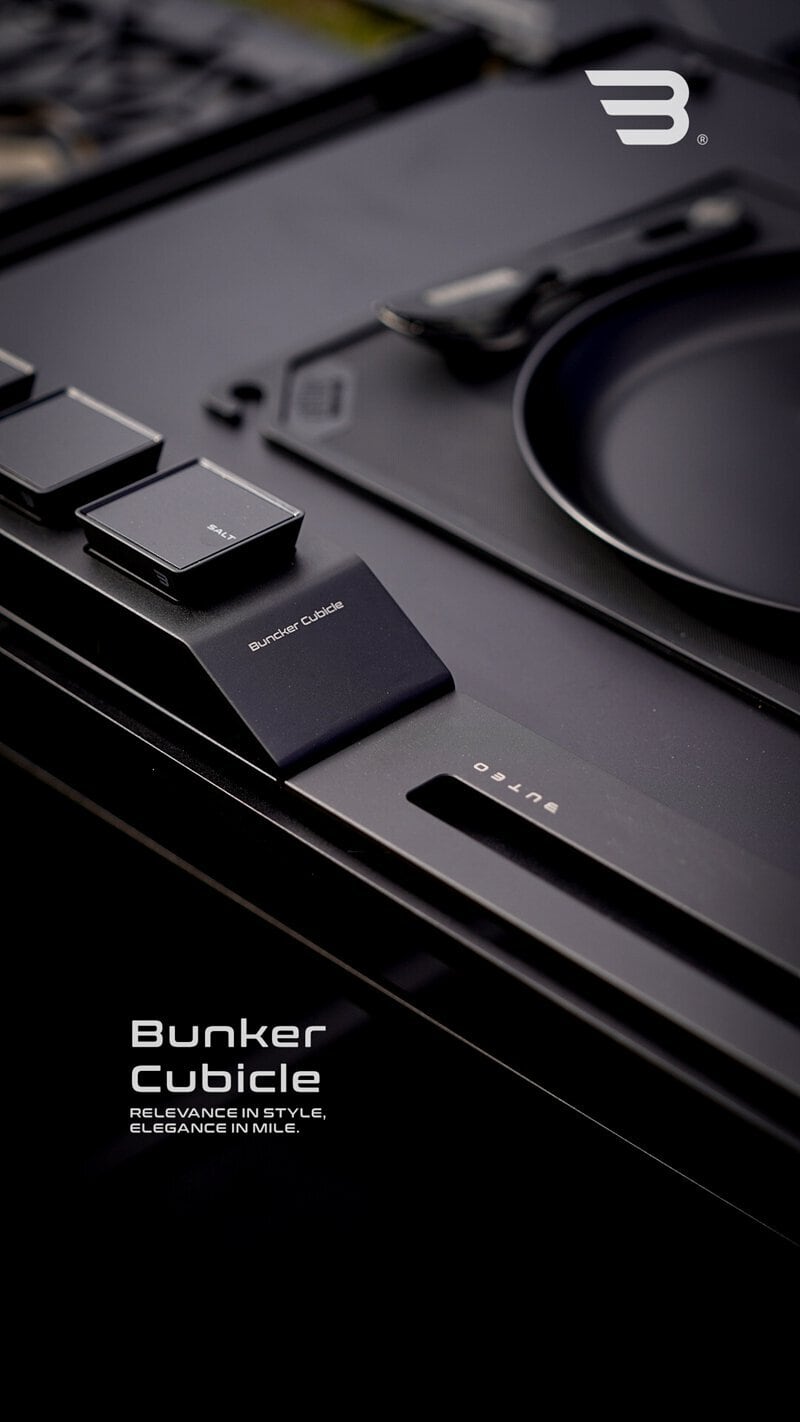 Bunker Cubicle | CAMP GEEKS