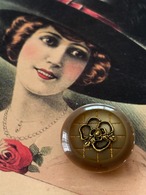 22mm Japanese ヴィンテージボタン ベージュ×ゴールド グリッター フラワー レトロ アクセサリーパーツ 装飾材 カルトナージュ