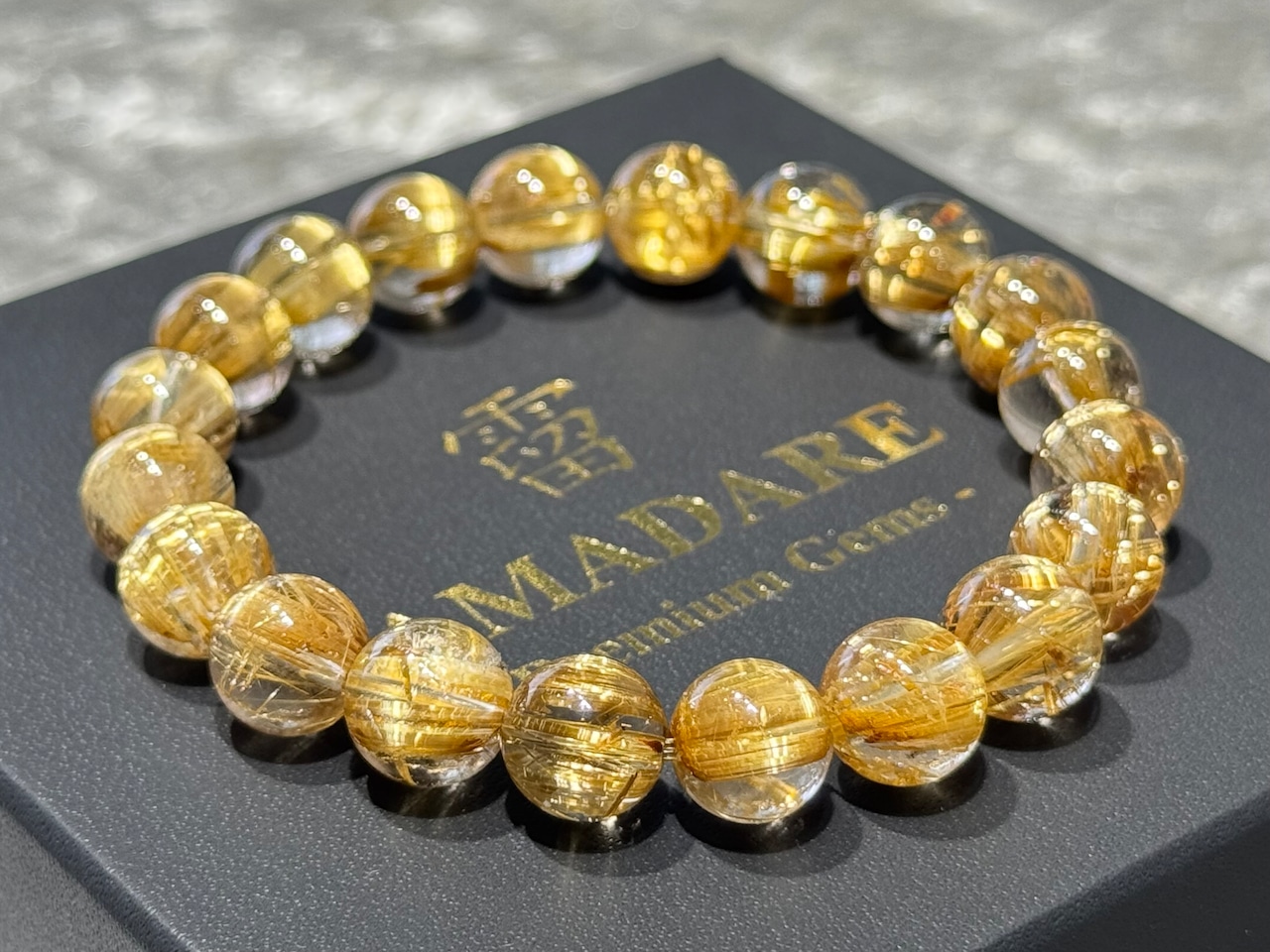 No.1916【SSS】ゴールドタイチンルチルクォーツブレスレット