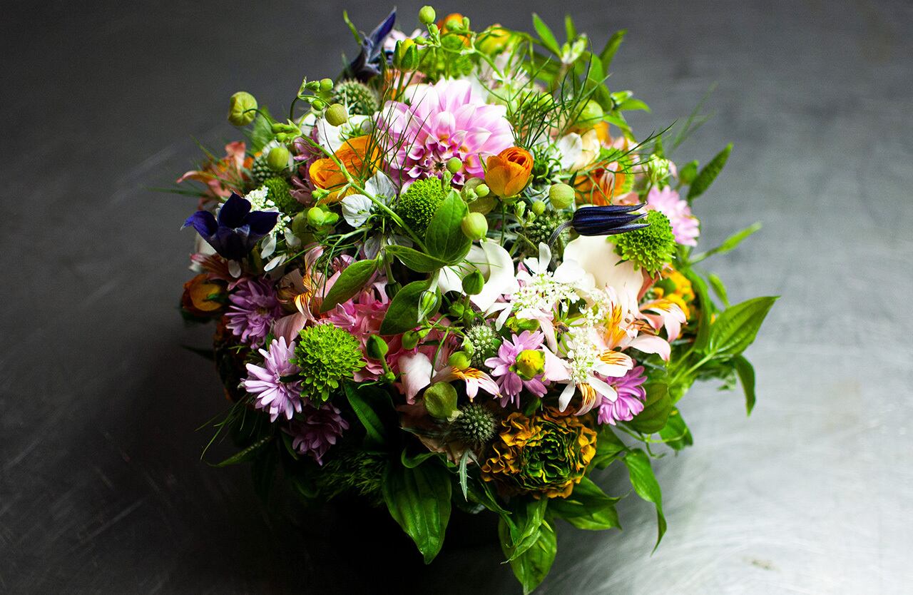 Flower Arrangements ナチュラルカラフル (全国配送可能） | 七月花壇
