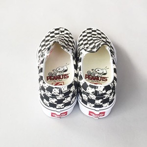 VANS × PEANUTS / CLASSIC SLIP-ON / SNOOPY CHECKERBRD /  バンズ × ピーナッツ / クラシックスリッポン / VN0A38F7QQO