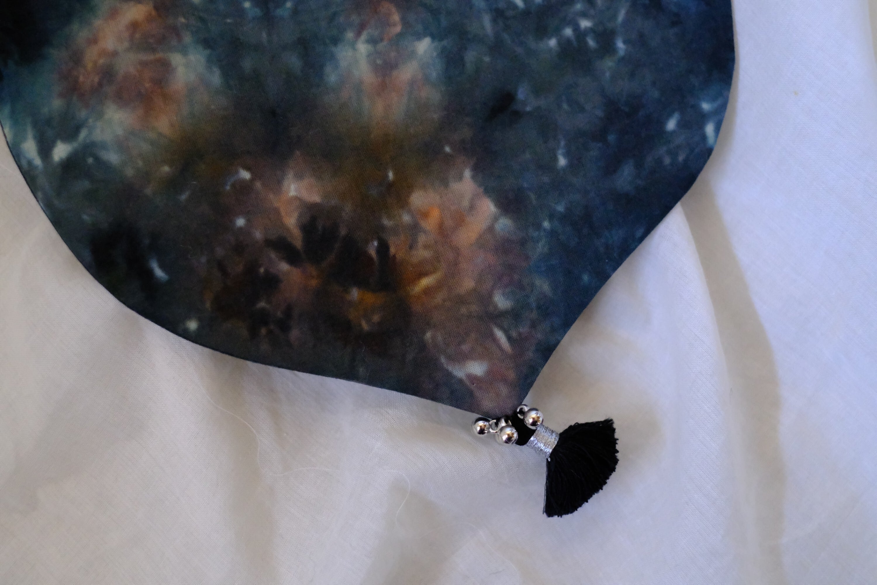 バネ口ポーチ　o-0529