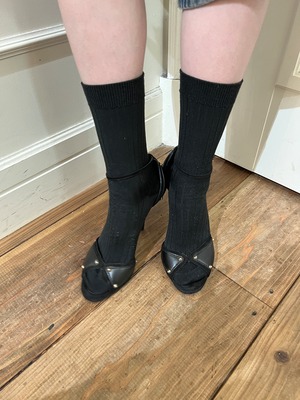 GUCCI / vintage black studs heel loafer.