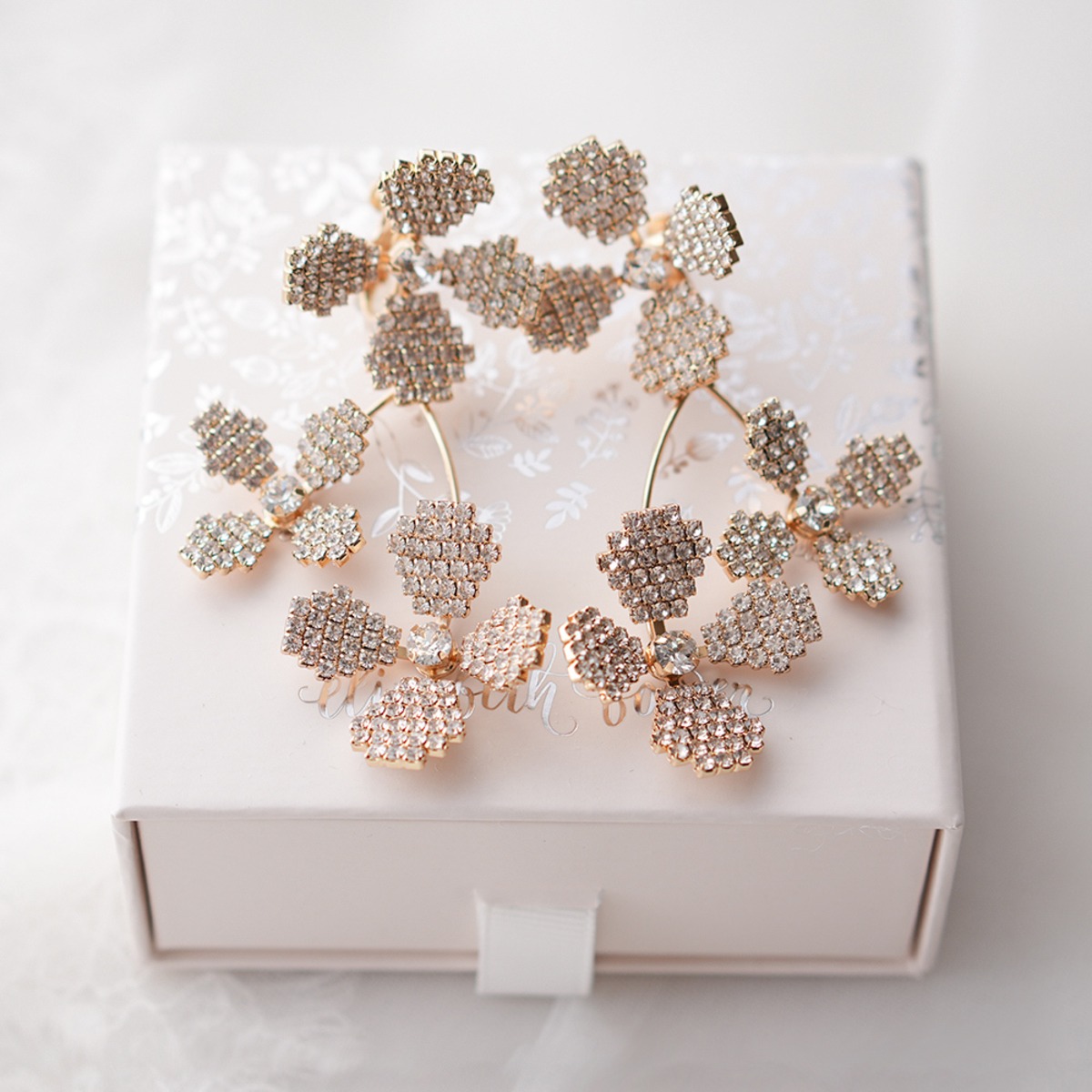 レンタル】Elizabeth Bower エリザベス・バウアー - June Bud  