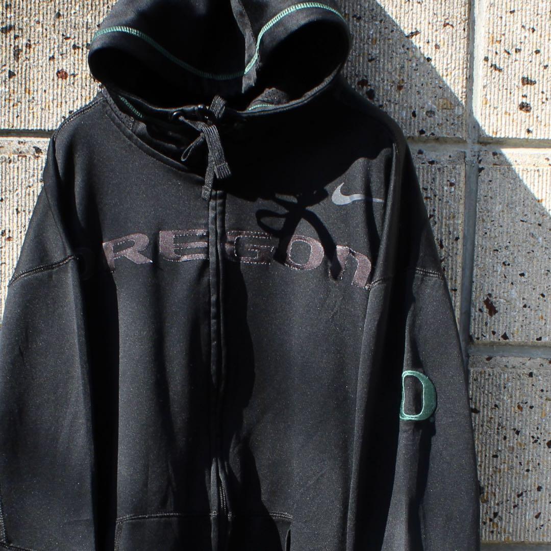 XLサイズ】NIKE発祥の地 NIKE OREGON オレゴン大学 袖カレッジ XLサイズ】NIKE発祥の地 NIKE OREGON オレゴン大学 袖カレッジ
