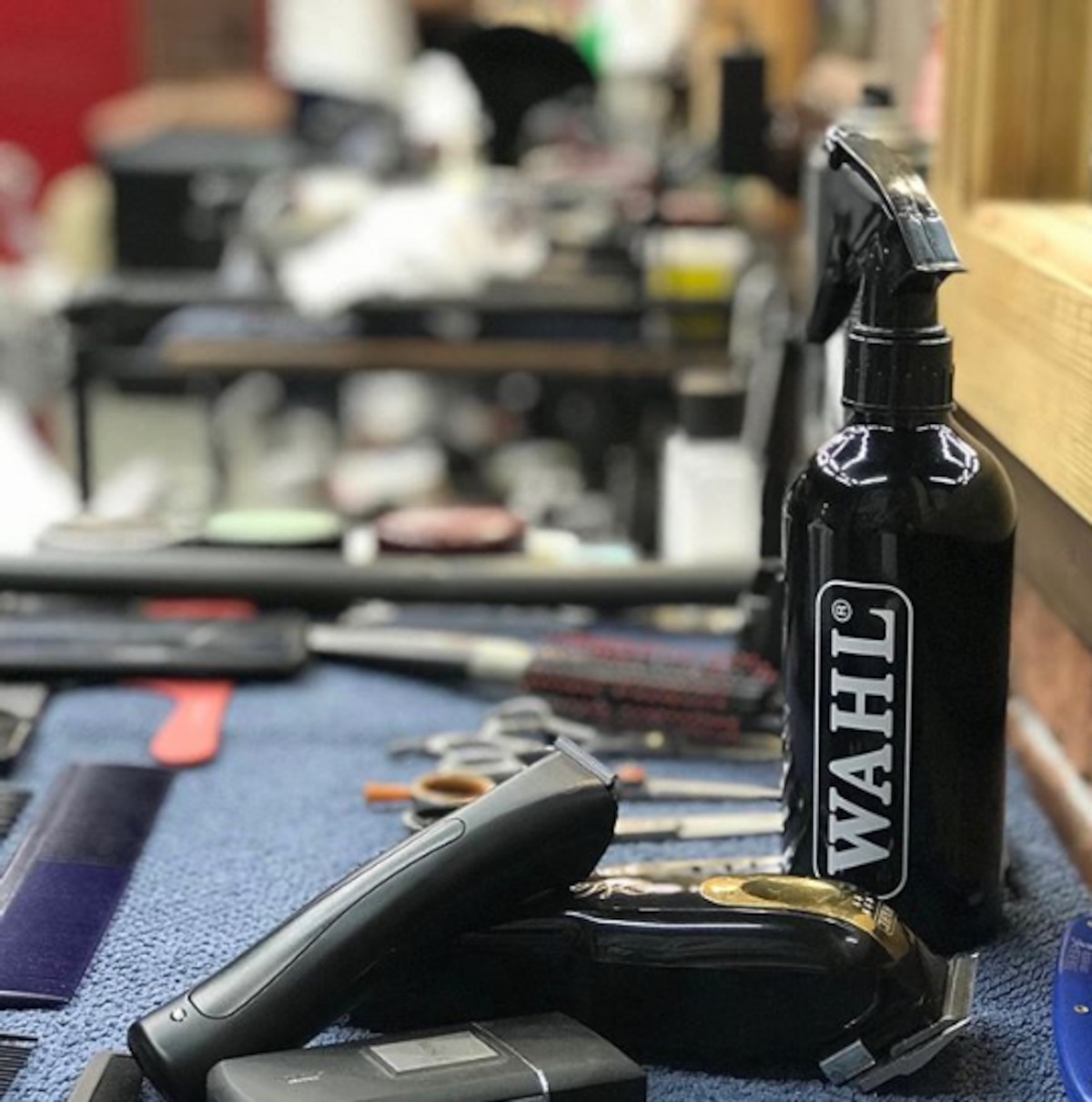 日本200台限定品】WAHL ハリウッズ Hawleywood's 50Hz 商品の説明