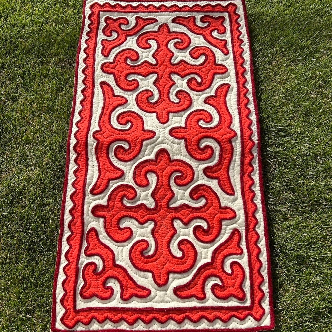 天然キルギス産ウール】シュルダック ピンク 送料無料 | ОЙМО -オイモ-