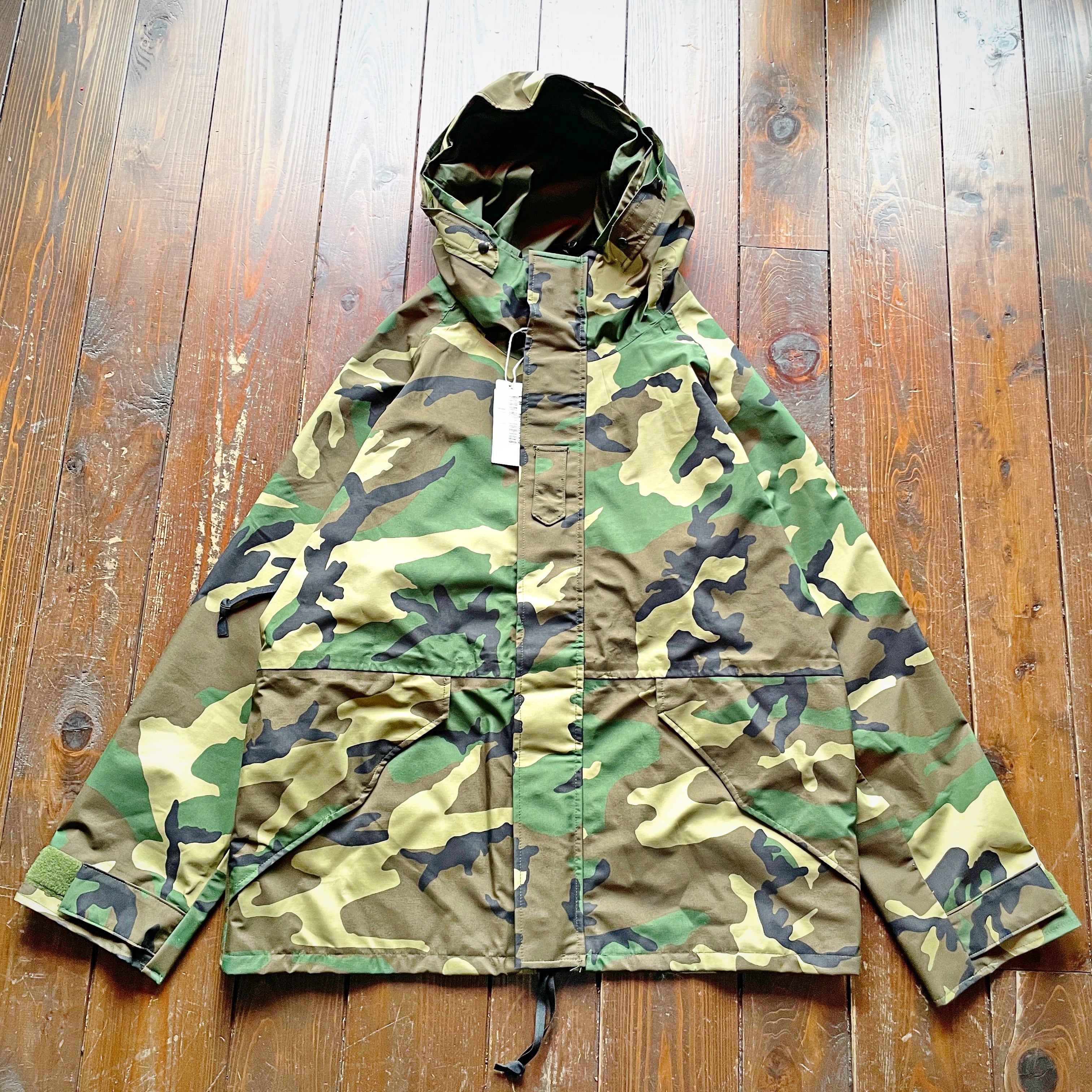 DEAD STOCK】00s U.S.ARMY ECWCS GEN1 GORE-TEX JACKET〈後期型 DEAD STOCK】00s U.S.ARMY ECWCS GEN1 GORE-TEX JACKET〈後期型