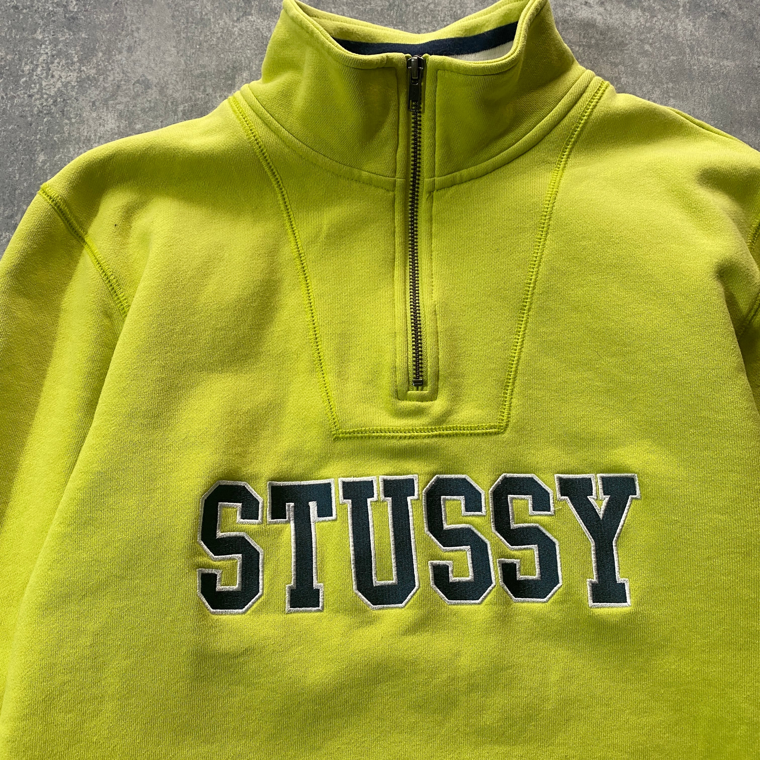 stussy ステューシー 刺繍ロゴ ハーフジップ 蛍光グリーン スウェット