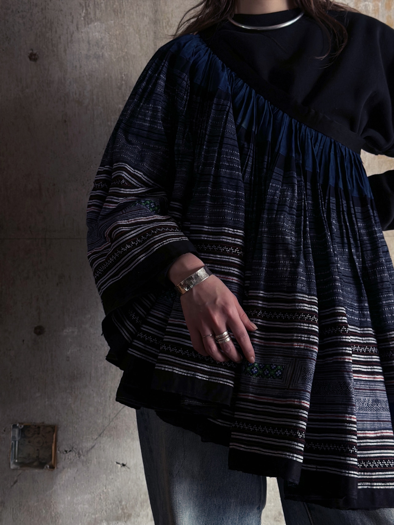 H’mong tribe／Vintage indigo batik skirt