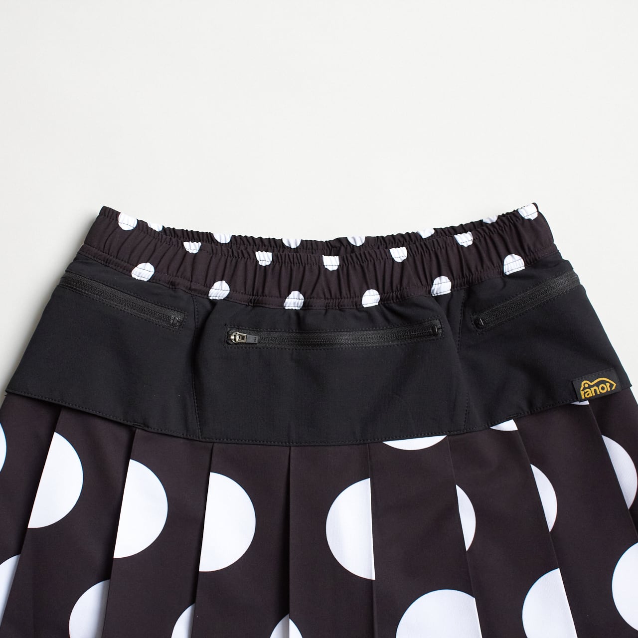 ranor（ラナー）DOT PLEATS SKIRT - CRAZY BLACK レディース