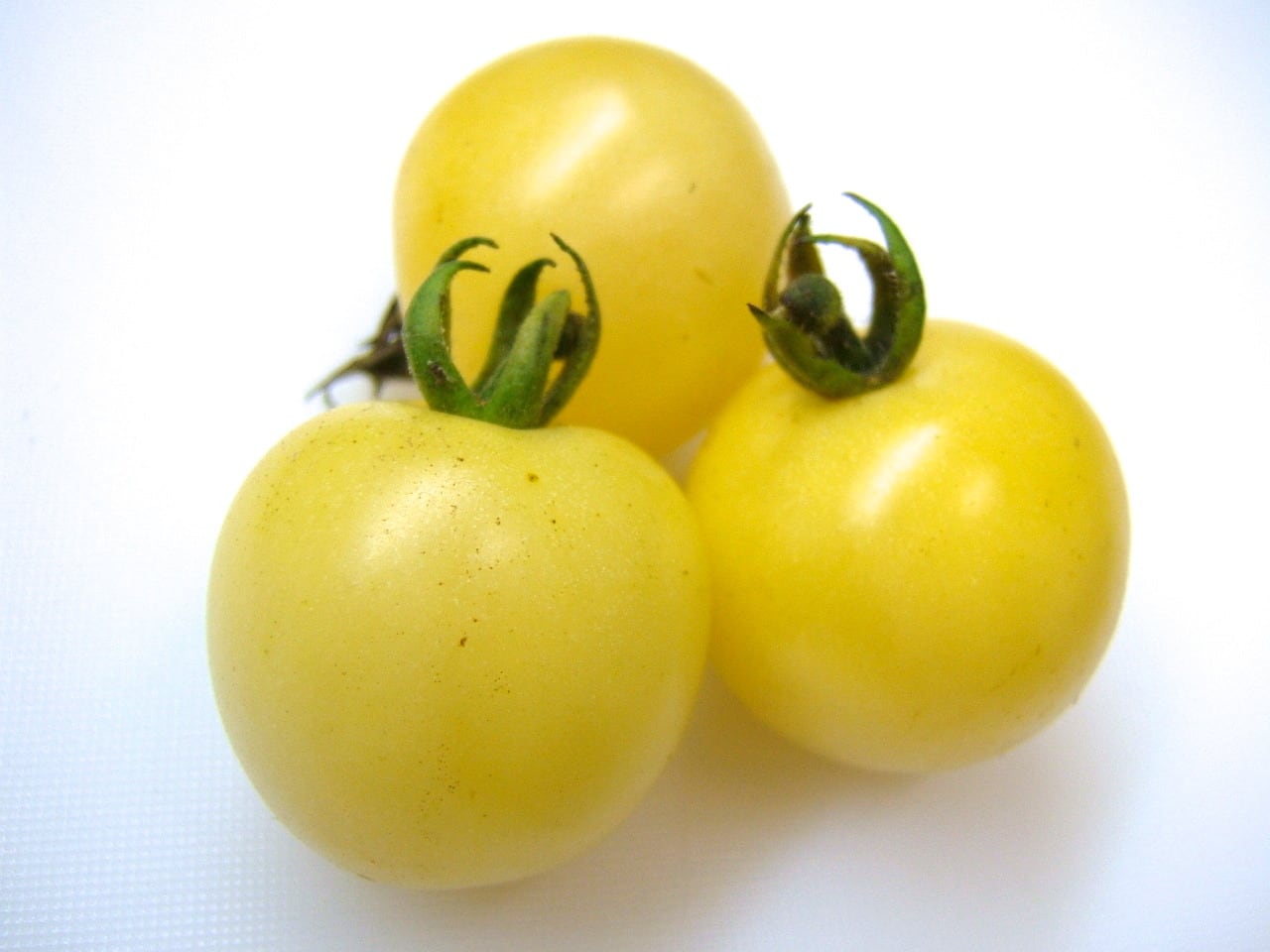 ミニトマト（ホワイトチェリー）200g　ソイルの野菜