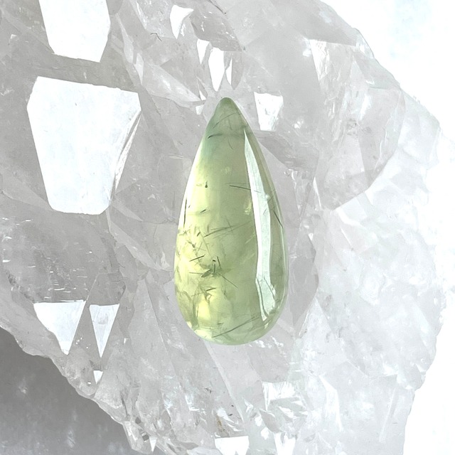 プレナイト　雫型　タンブル（ポーチ付き）　0983