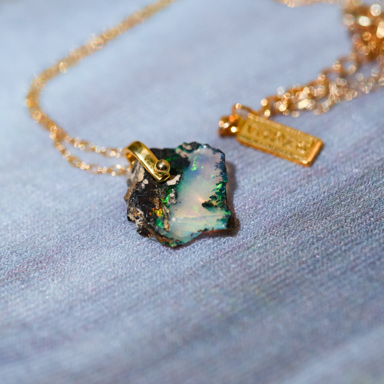 015 Water Lilies Collection】 オパール 鉱物原石 14kgf ネックレス