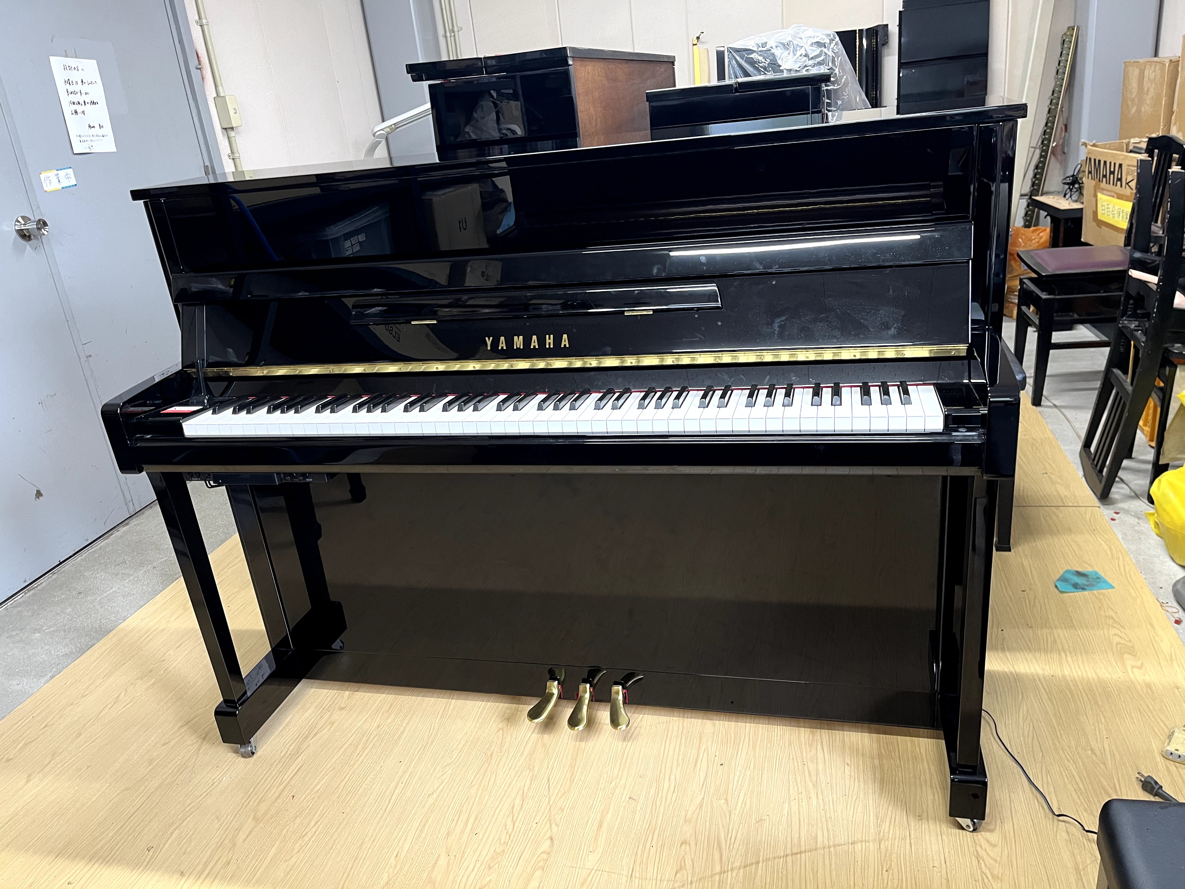 中古ヤマハアップライトピアノ　b113SC2