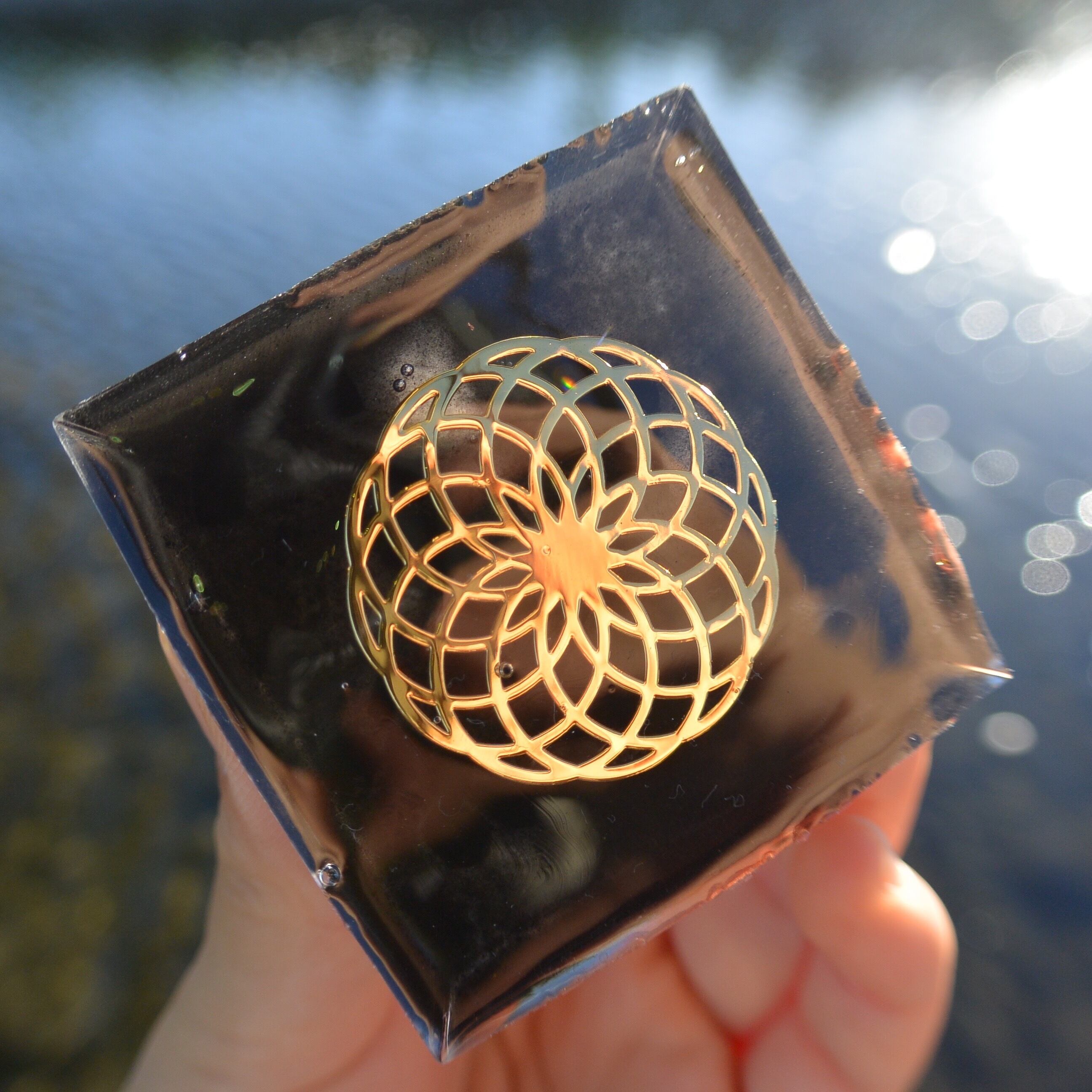 大セール✨願が叶う パワーストーン入り オルゴナイト 電磁波カット