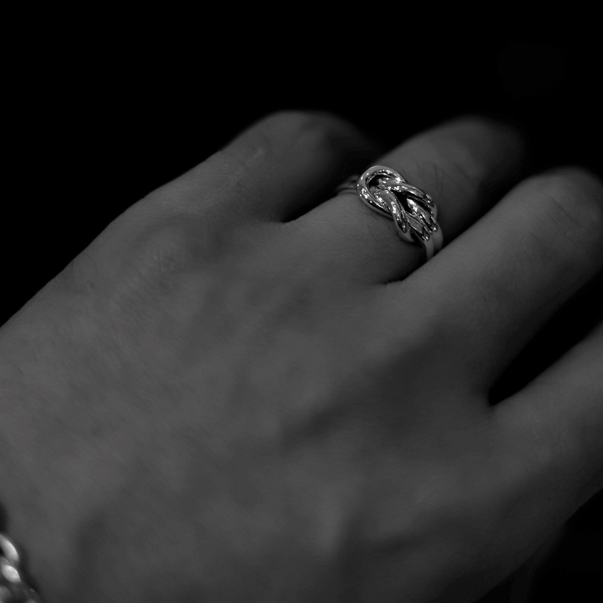 XOLO JEWELRY ショロジュエリー:Knot Ring Large | freestyle