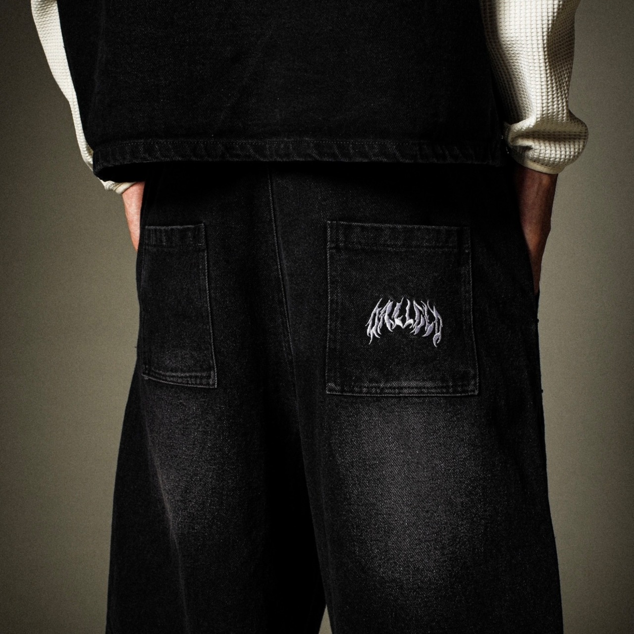 BLAZED LOGO WASHED DOUBLE KNEE BAGGY DENIM