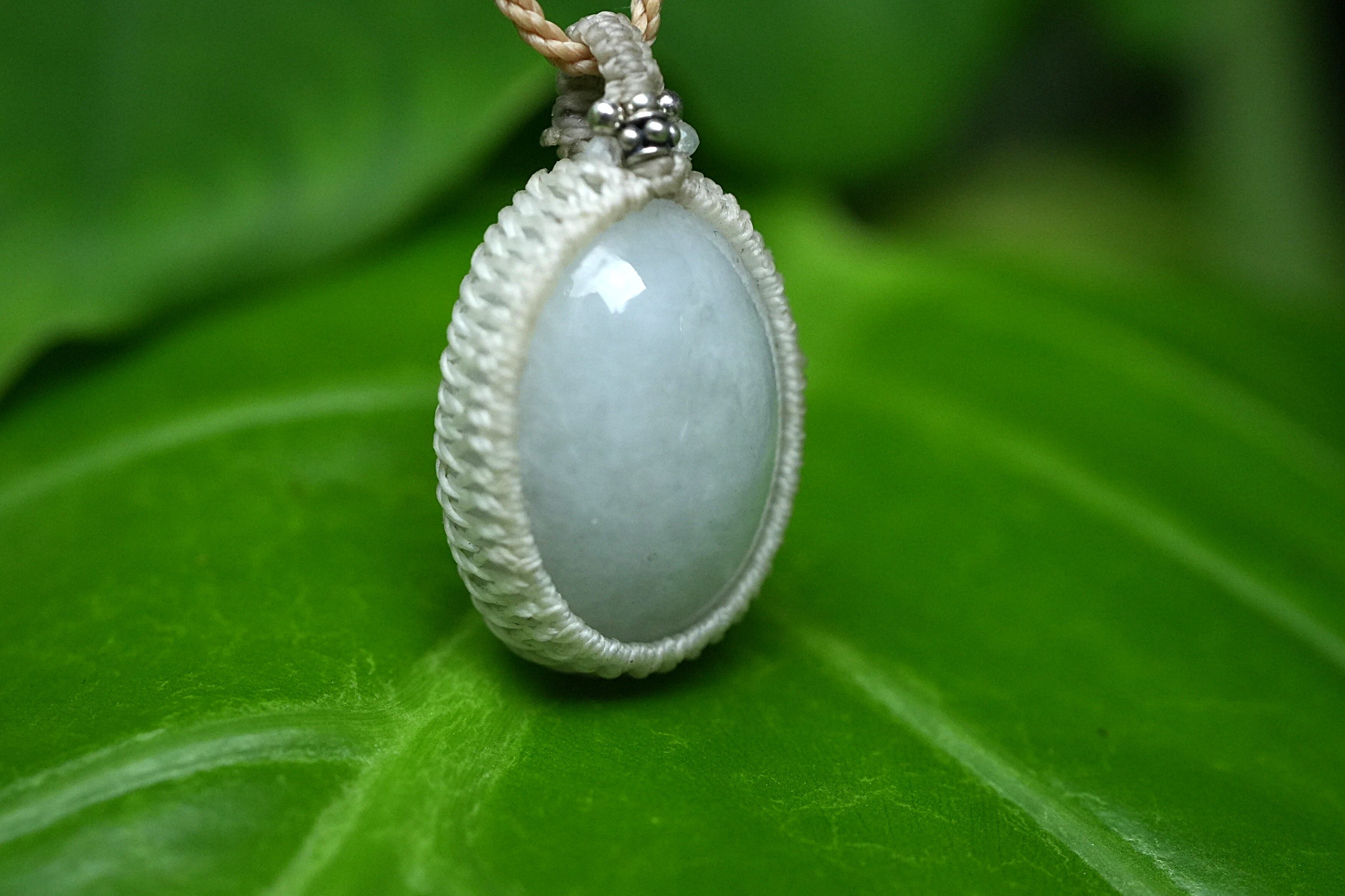 ラベンダー翡翠　マクラメネックレス 043559c02f8939b0ed1004ed4fb8b6