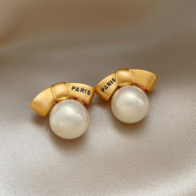 Ribbon pearl pierce　B622