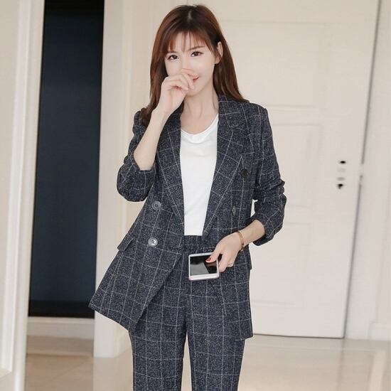 【極美品】バーバリーズ ダブルボタン パンツスーツ セットアップ ネイビー L 極美品】バーバリー セットアップ 紺ブレ ネイビー 金ボタン