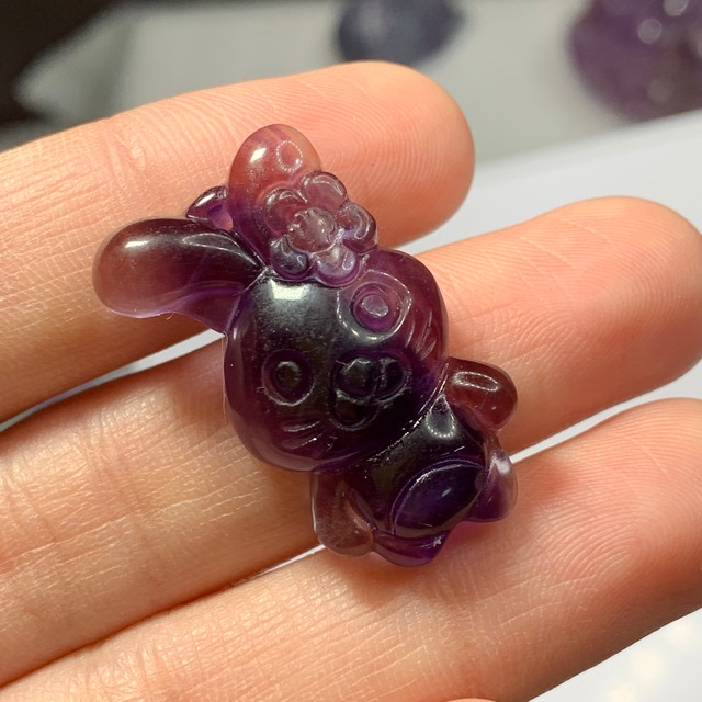 3うさぎさんフローライト・穴あき