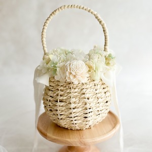 Ivory basket  green gold ringpillow
