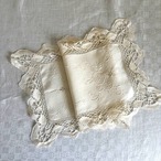 テーブルセンター　生成り色ベージュ　刺繍レース　細長　ランナー　テーブルアクセント　12clen18