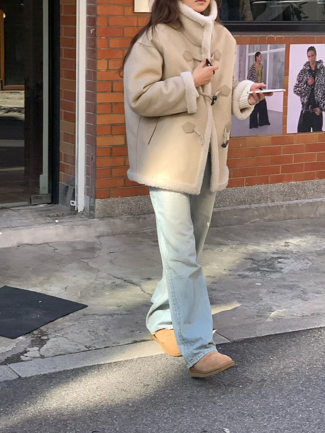 (予約) verveine / High-neck duffle reversible shearing mustang 1color