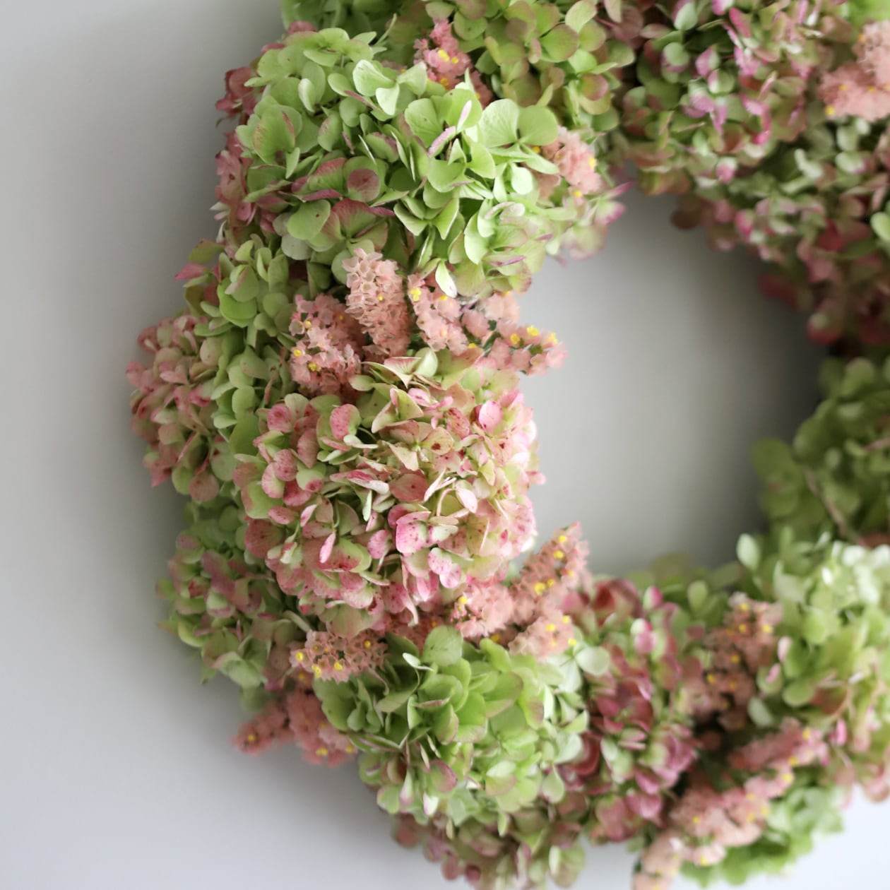 母の日遅れてごめんね】想いを重ねる紫陽花リース | 花工房あげたけONLINE