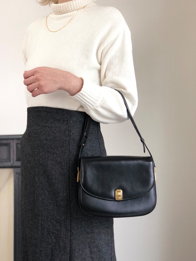 CELINE セリーヌ ショルダーバッグ ブラック ブラゾン フロントバックル レザー vintage ヴィンテージ オールド ery5dr