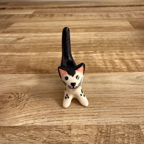 しっぽ猫